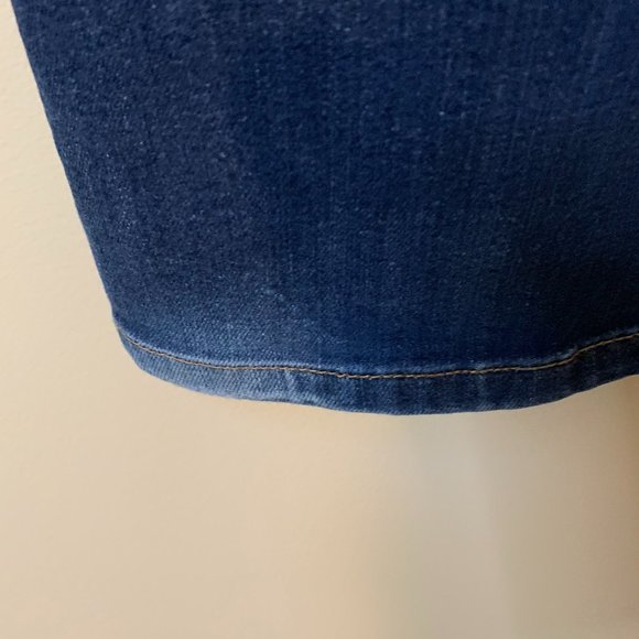 St. John's Bay Straight Leg Jeans Size 10 #3 - Picture 3 of 3